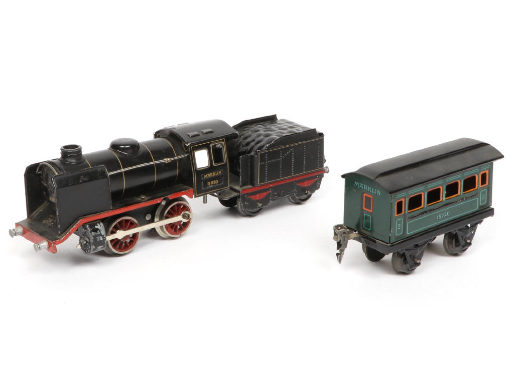 Lot 61 - MÄRKLIN 'O' (ALLEMAGNE) (2)