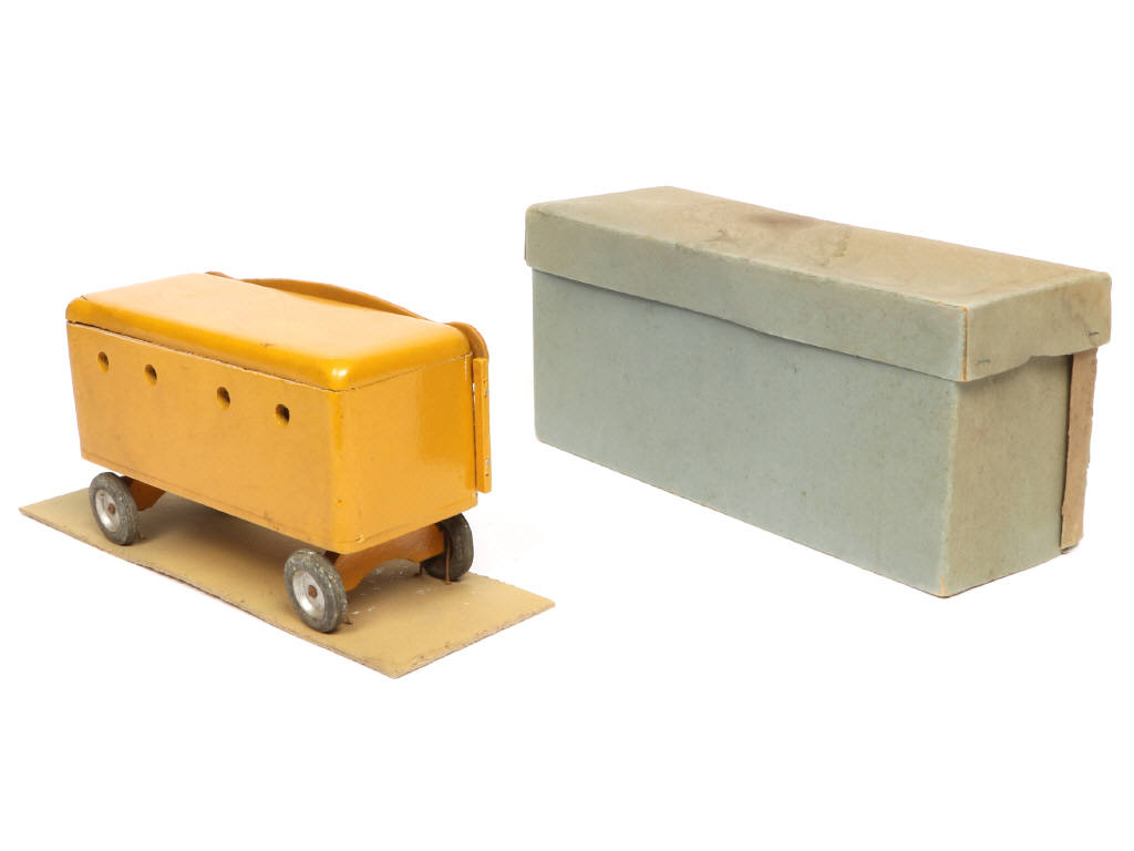 Lot 403 - CHAMARE (FRANCE) (1)