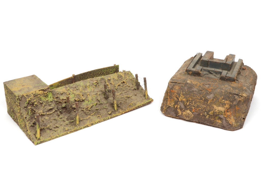 Lot 406 - DIVERS (11)