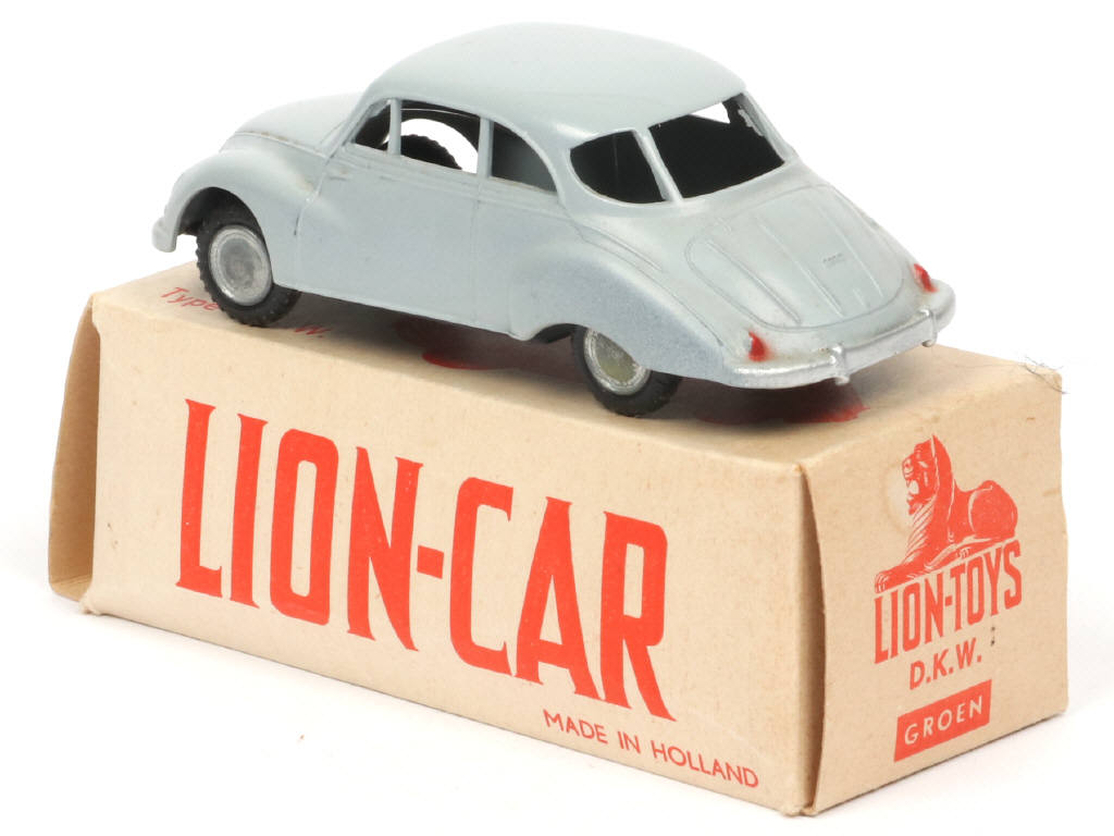 Lot 407 - LION-CAR (PAYS-BAS) (1)