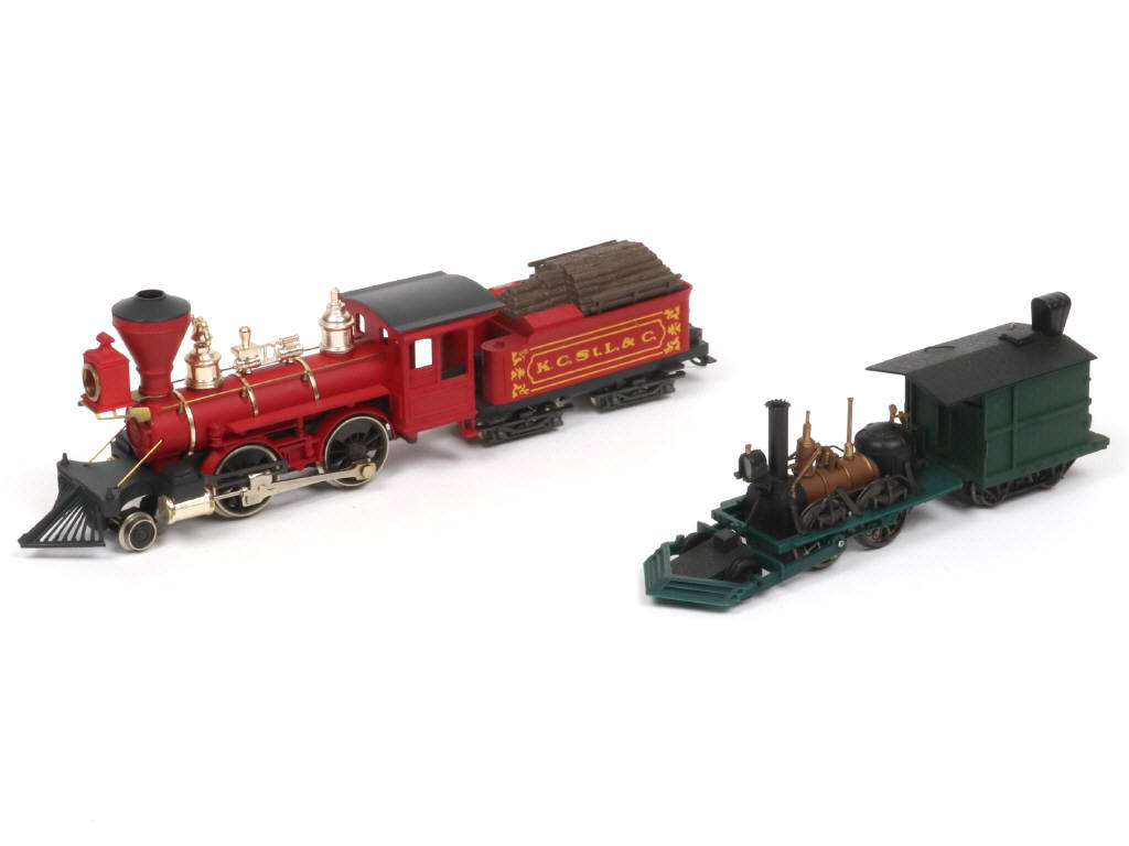Lot 22 - DIVERS 'HO' (2)