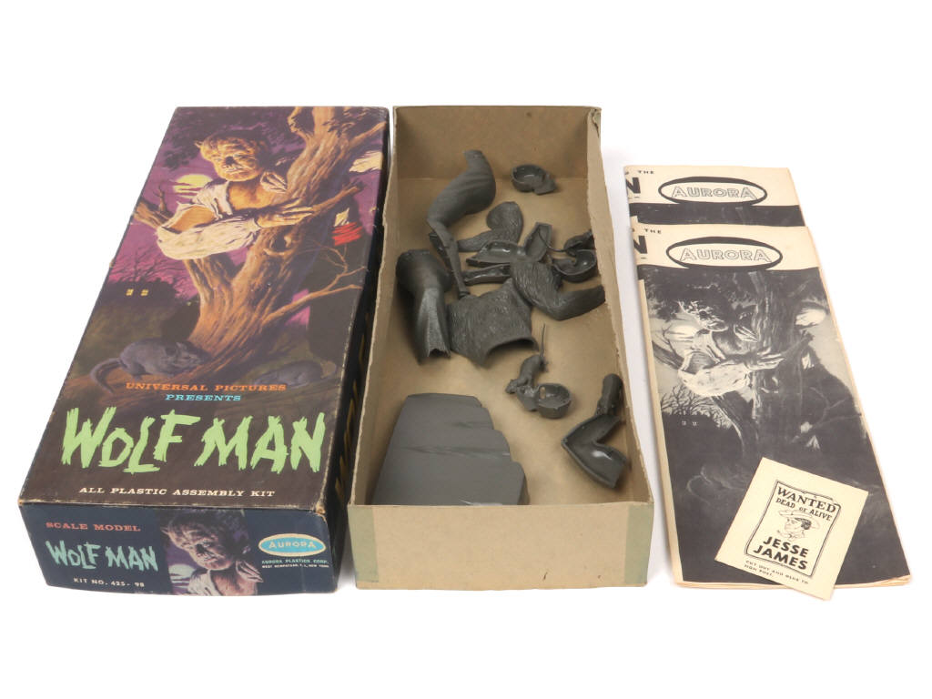 Lot 64 - AURORA PLASTICS (USA) (1)