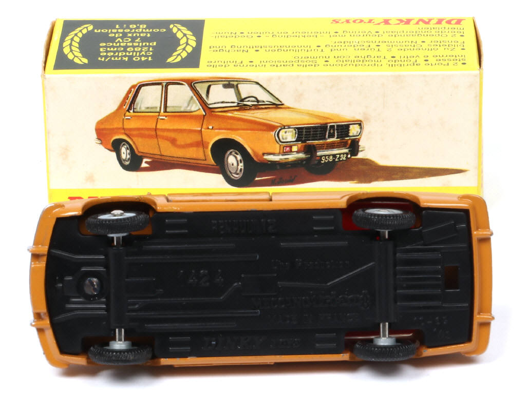 Lot 206 - DINKY TOYS (FRANCE) (1)