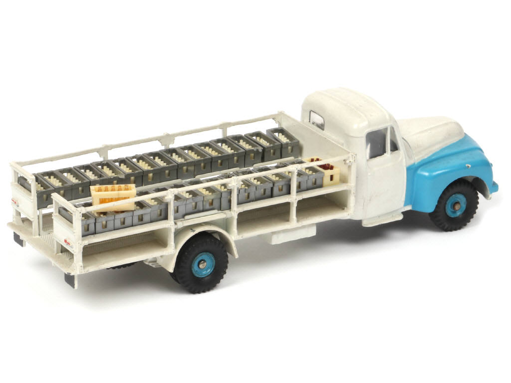 Lot 200 - DINKY TOYS (FRANCE) (1)