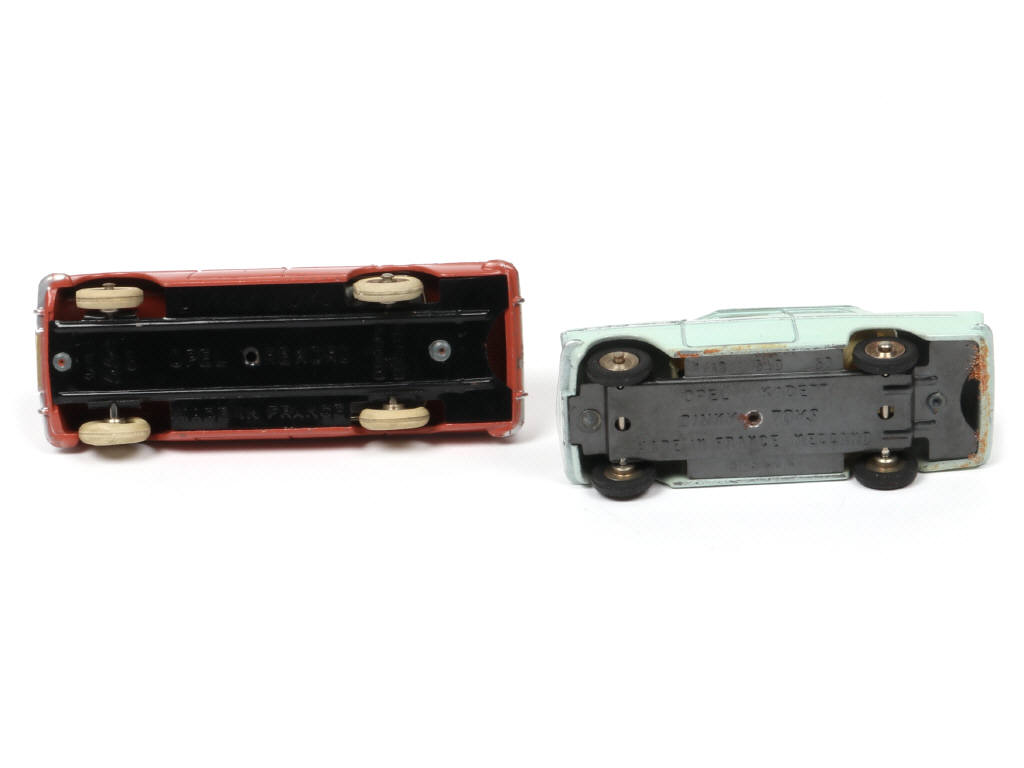 Lot 217 - DINKY TOYS (FRANCE) (2)