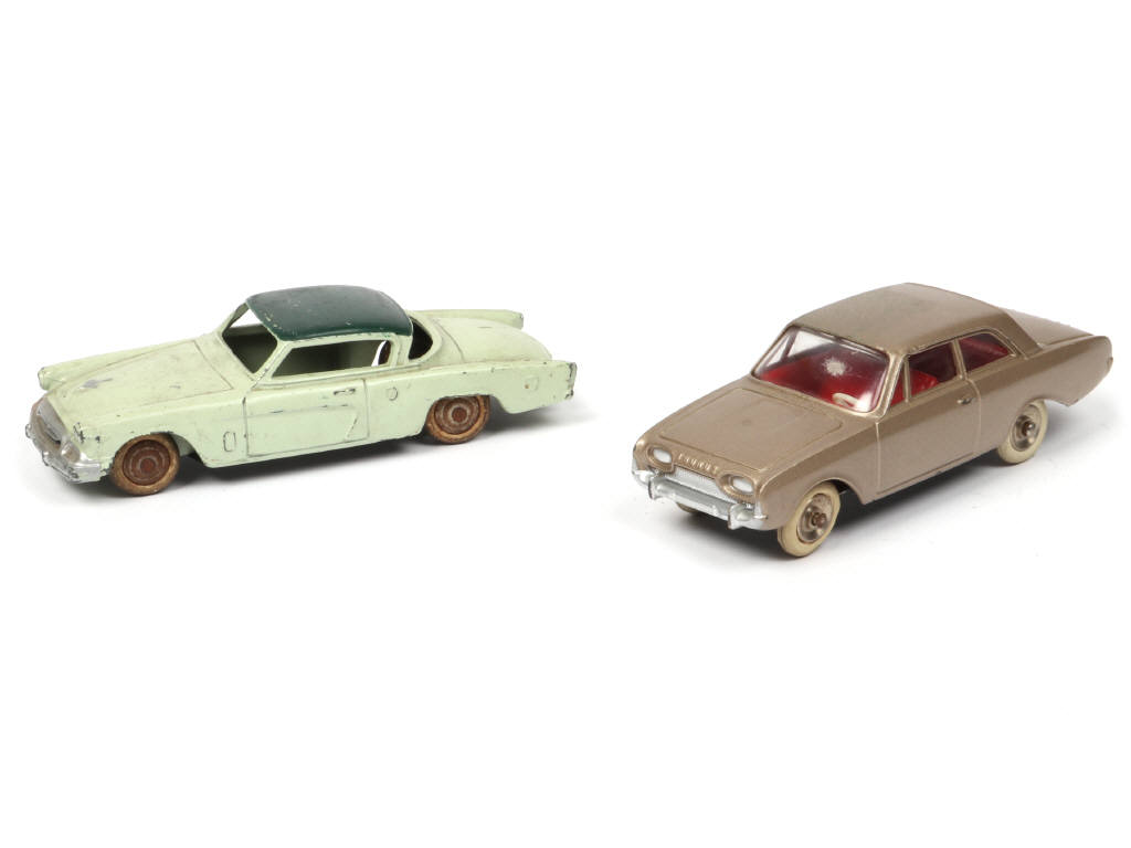 Lot 215 - DINKY TOYS (FRANCE) (2)