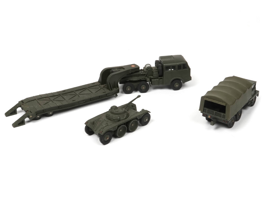 Lot 231 - DINKY TOYS (FRANCE) (3)