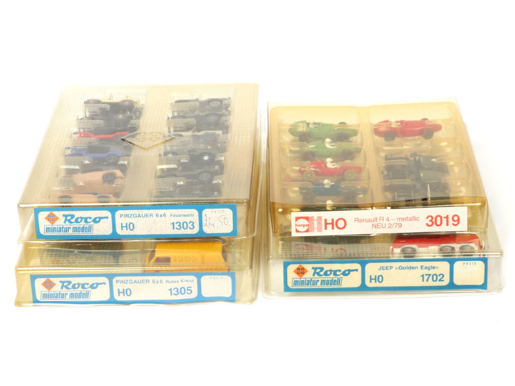 Lot 168 - DIVERS (HO) (33)