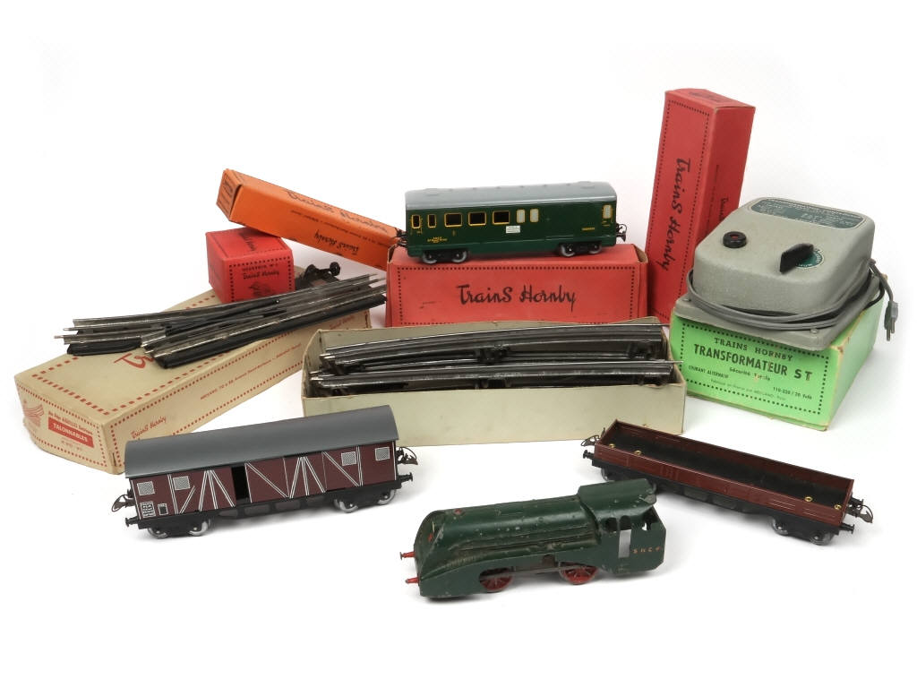 Lot 84 - HORNBY 'O' (FRANCE) (13)