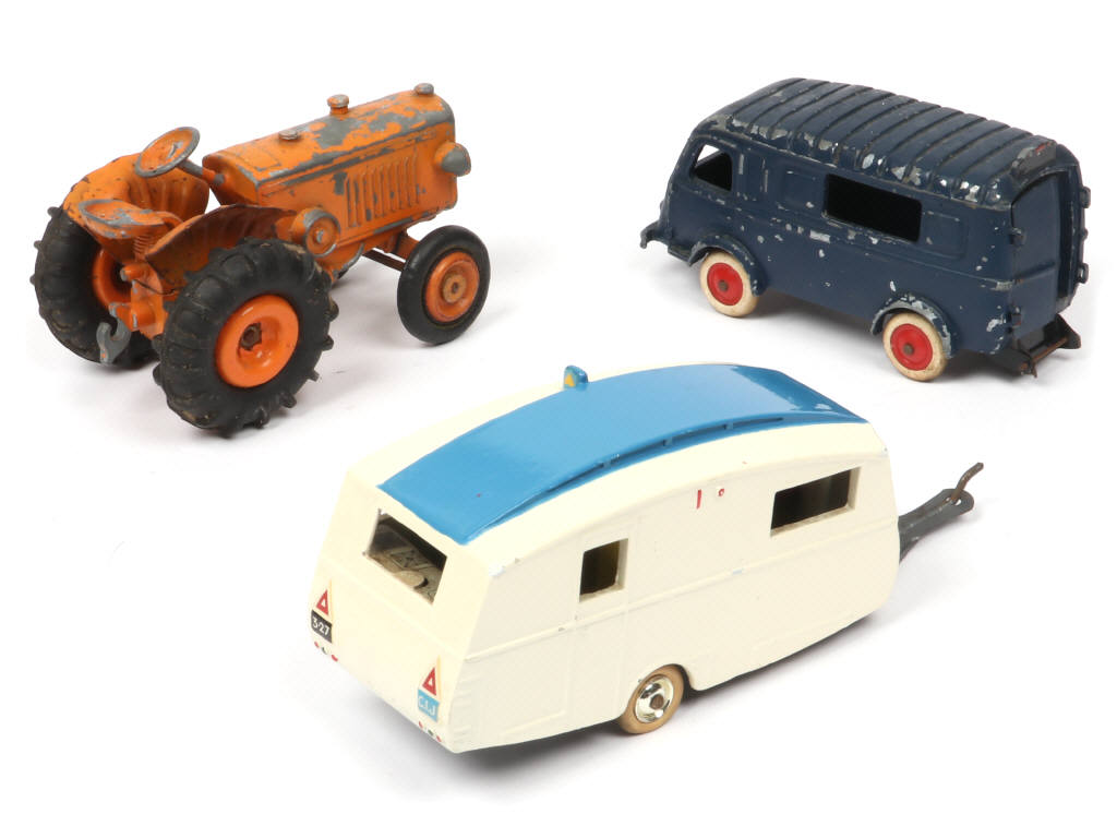 Lot 216 - C.I.J. (FRANCE) (3)