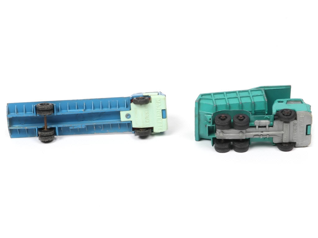 Lot 188 - MAJORETTE (FRANCE) (2)