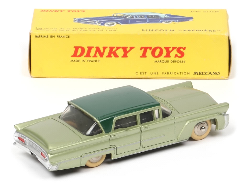 Lot 223 - DINKY TOYS (FRANCE) (1)