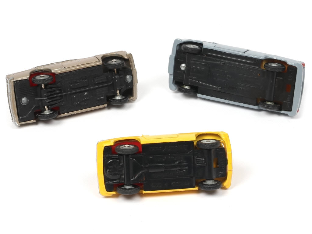 Lot 239 - DINKY TOYS (FRANCE) (3)