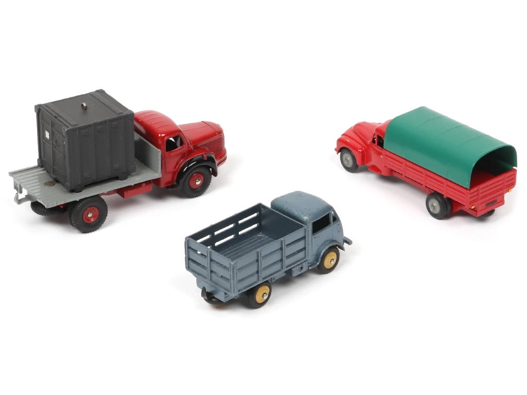 Lot 241 - DINKY TOYS (FRANCE) (3)