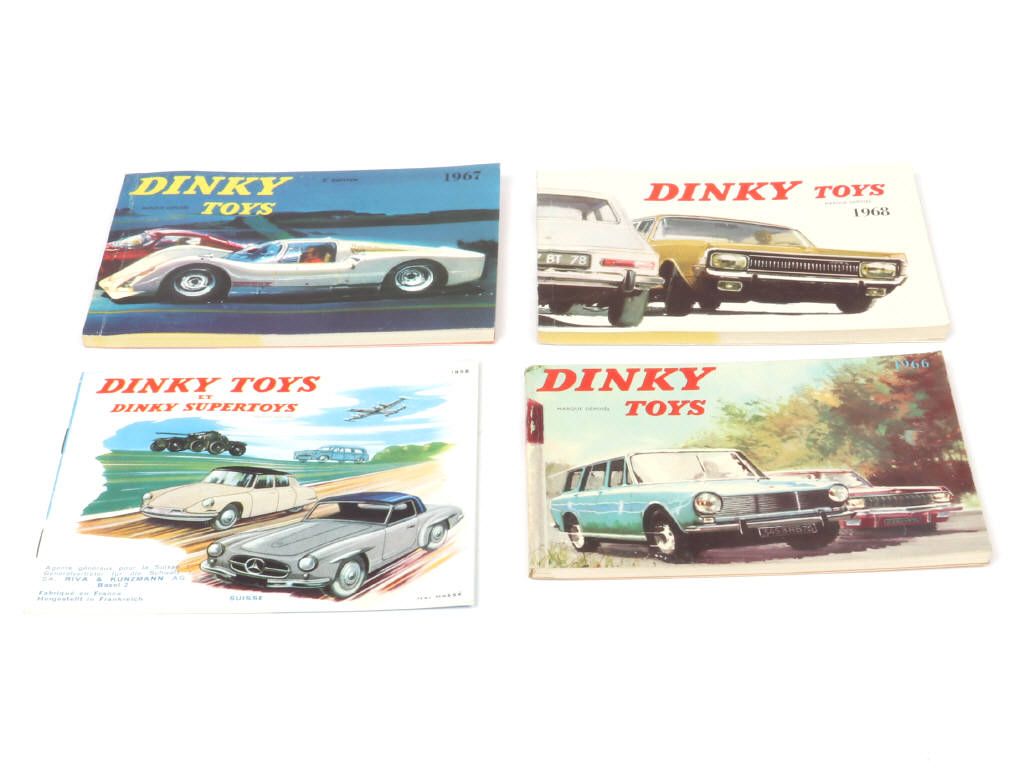 Lot 3 - DINKY TOYS (FRANCE) (4)