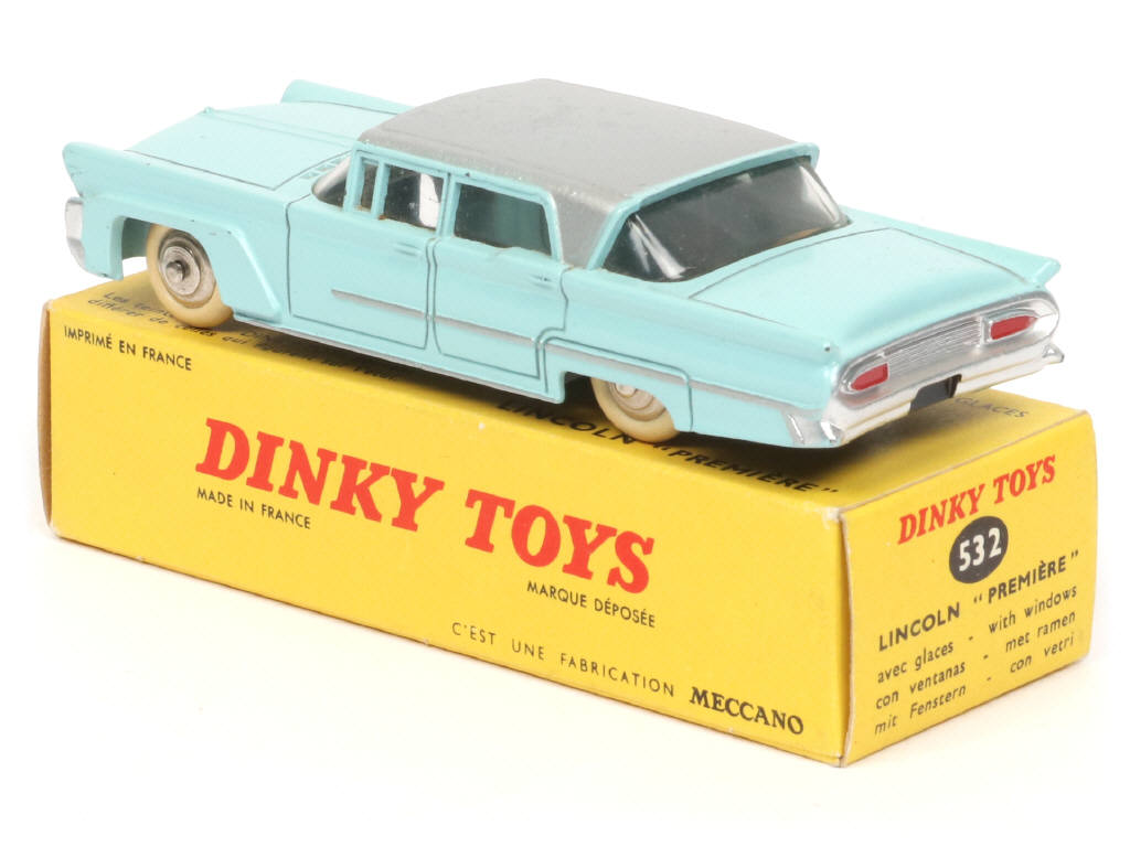 Lot 267 - DINKY TOYS (FRANCE) (1)
