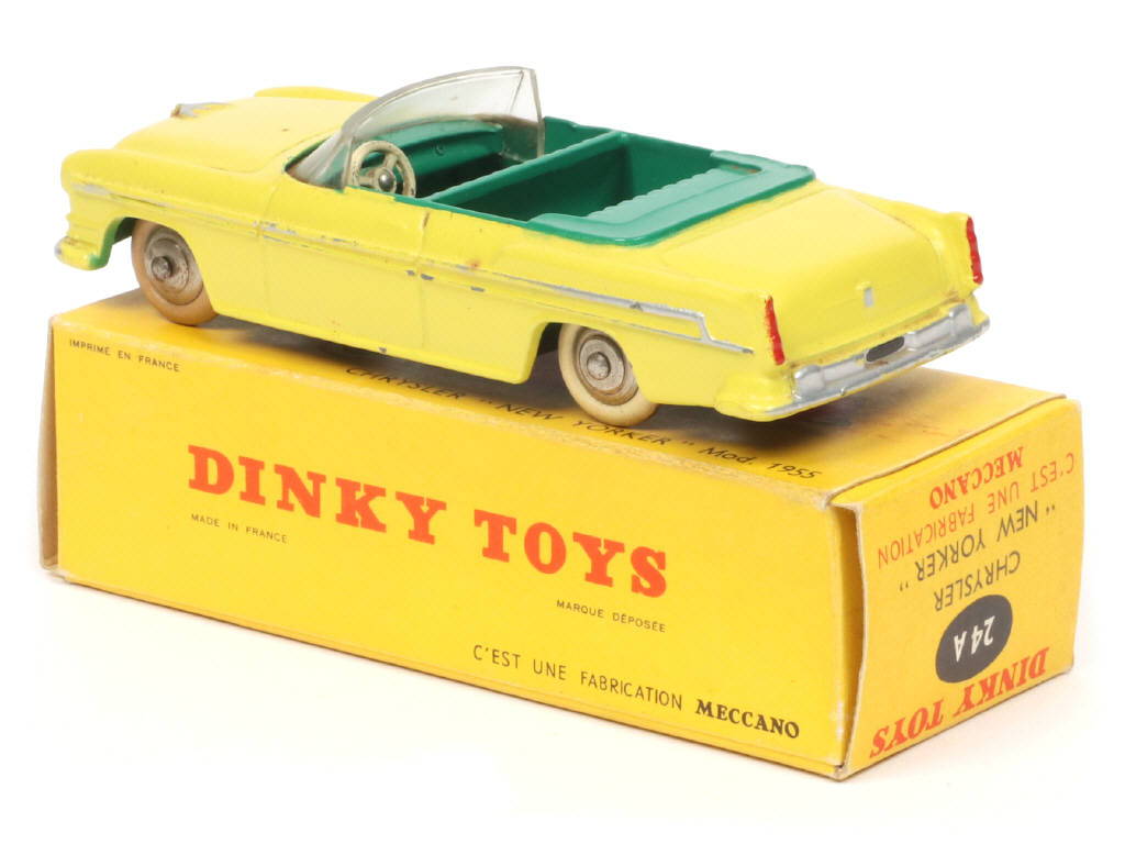Lot 252 - DINKY TOYS (FRANCE) (1)