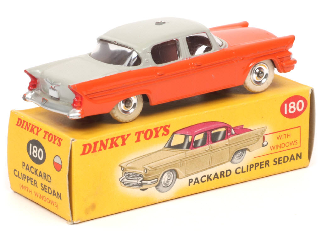 Lot 226 - DINKY TOYS (GB) (1)