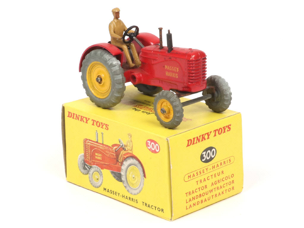 Lot 233 - DINKY TOYS (GB) (1)