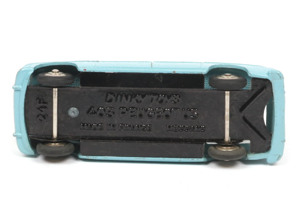 Lot 254 - DINKY TOYS (FRANCE) (1)