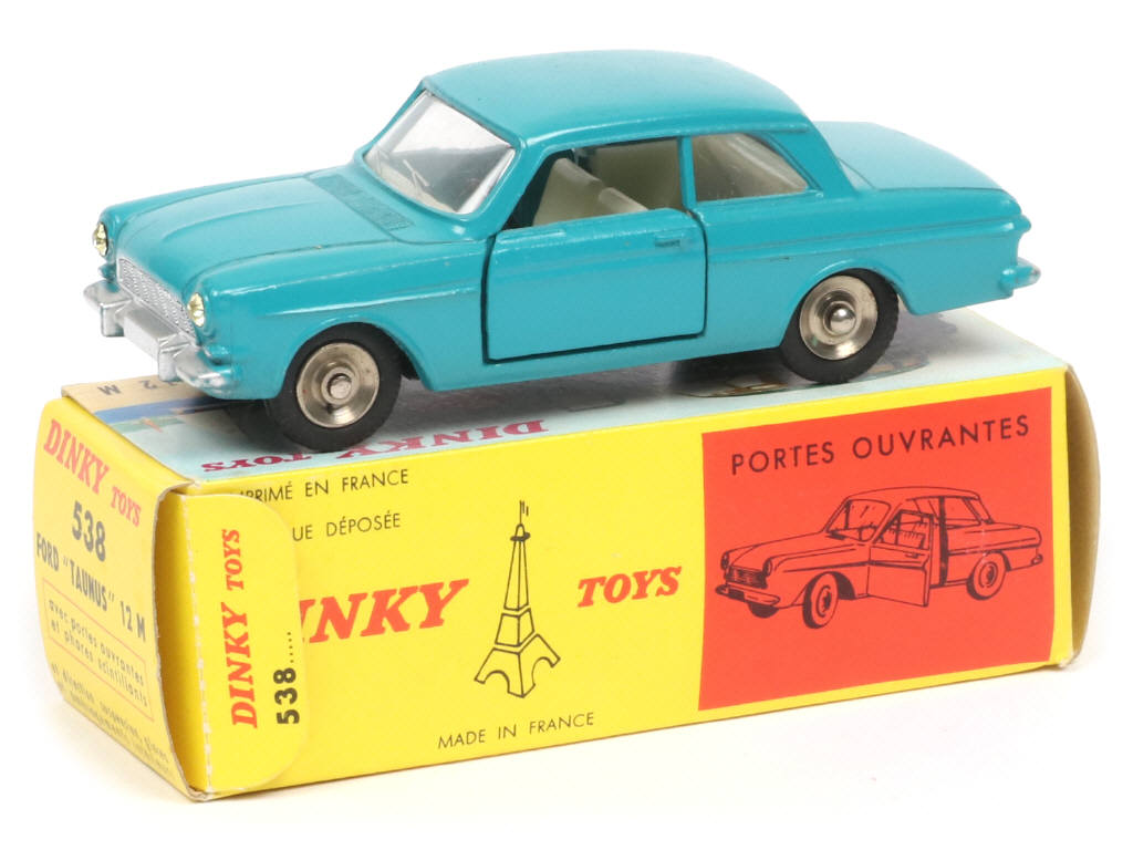 Lot 268 - DINKY TOYS (FRANCE) (1)