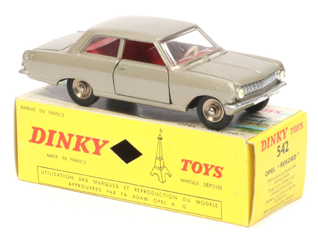 Lot 269 - DINKY TOYS (FRANCE) (1)