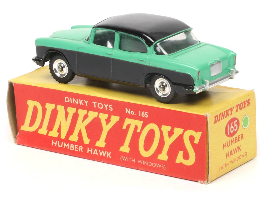 Lot 225 - DINKY TOYS (GB) (1)