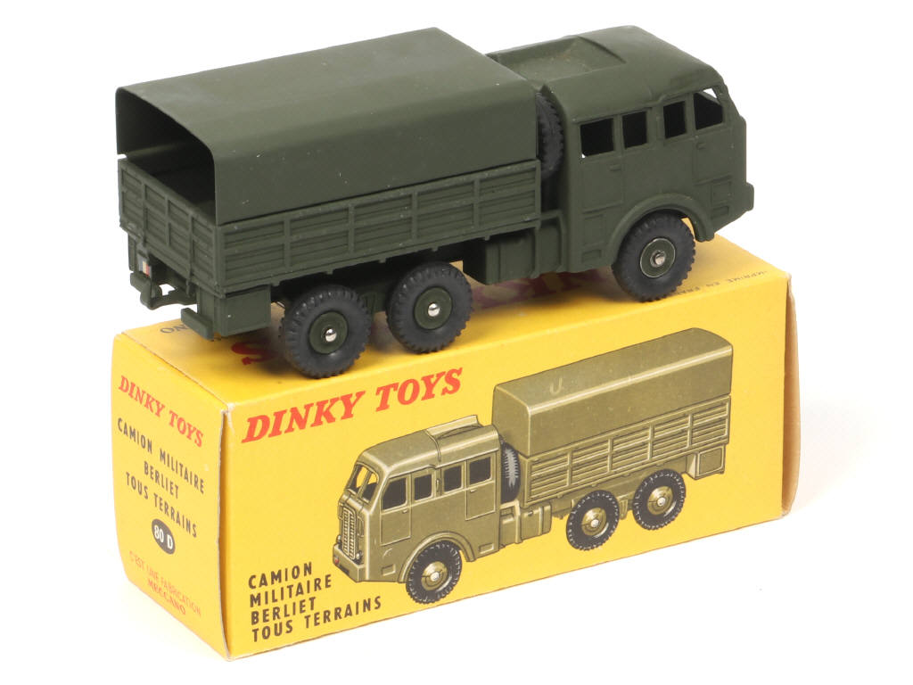 Lot 263 - DINKY TOYS (FRANCE) (1)