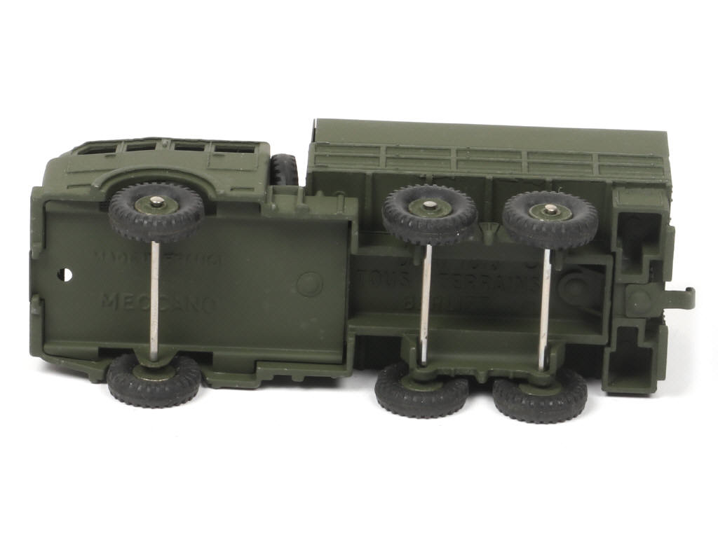 Lot 263 - DINKY TOYS (FRANCE) (1)