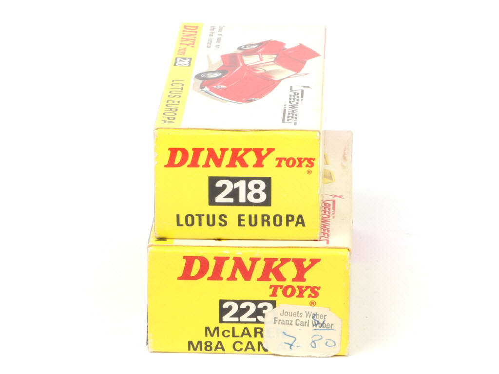 Lot 239 - DINKY TOYS (GB) (2)