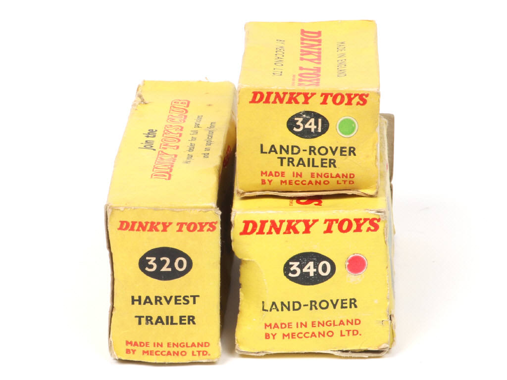 Lot 241 - DINKY TOYS (GB) (3)