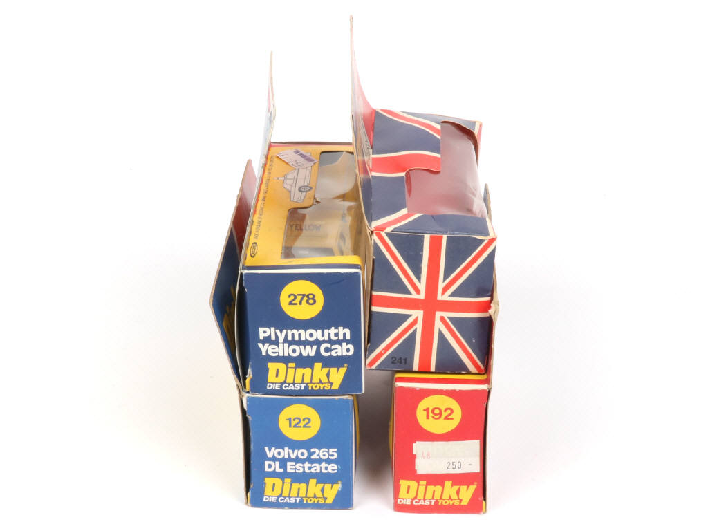 Lot 246 - DINKY TOYS (GB) (4)
