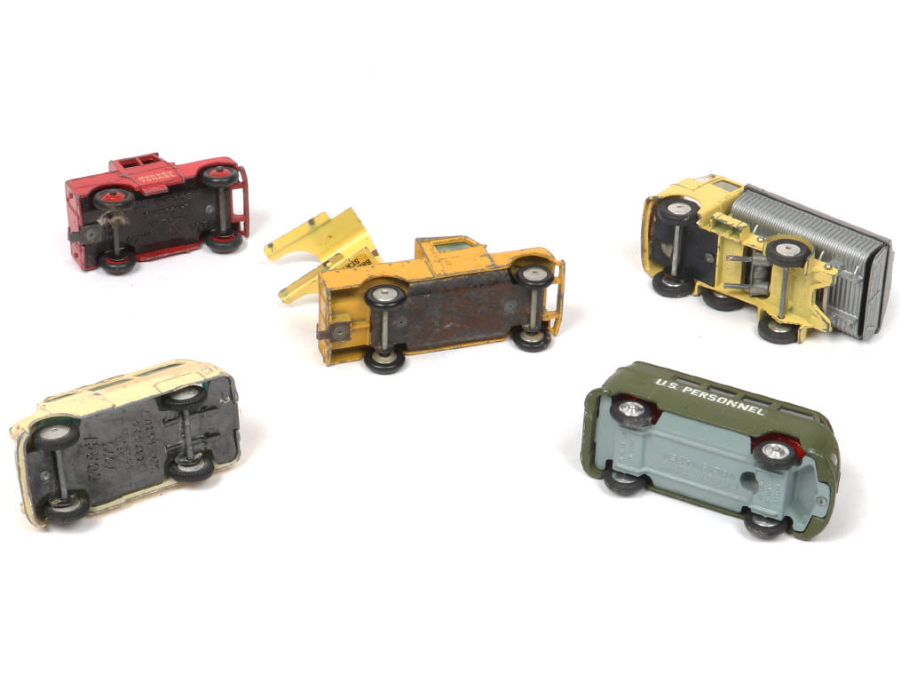 Lot 218 - CORGI TOYS (GB) (5)