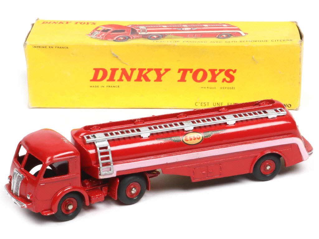 Lot 282 - DINKY TOYS (FRANCE) (1)
