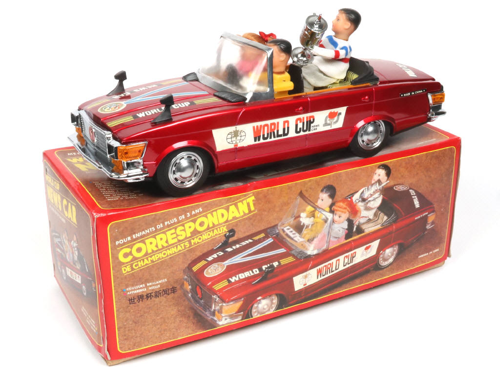 Lot 99 - M.E. (CHINE) (1)