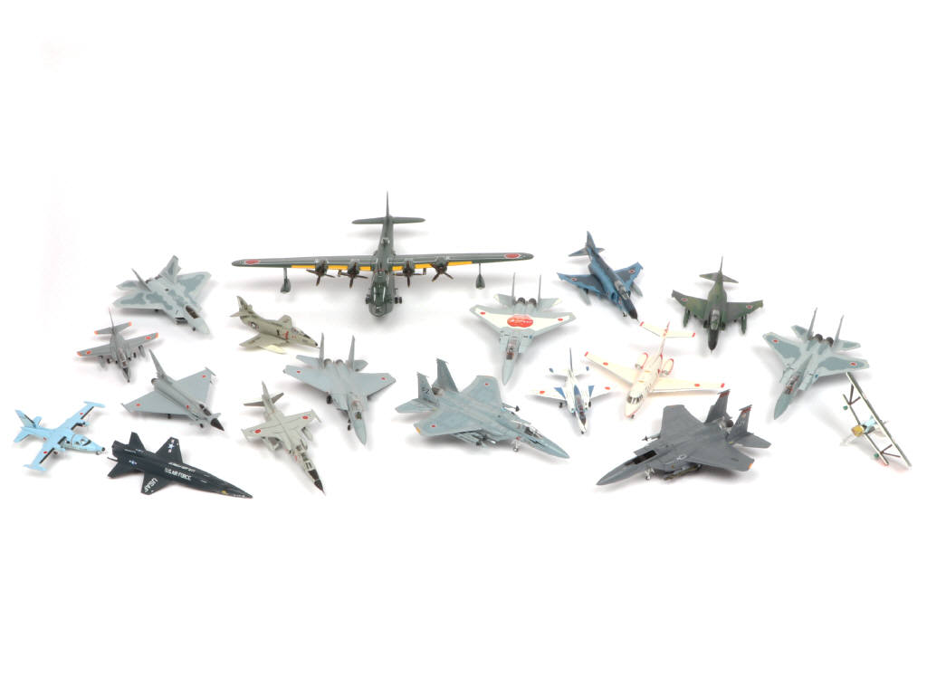 Lot 115 - DIVERS (18)