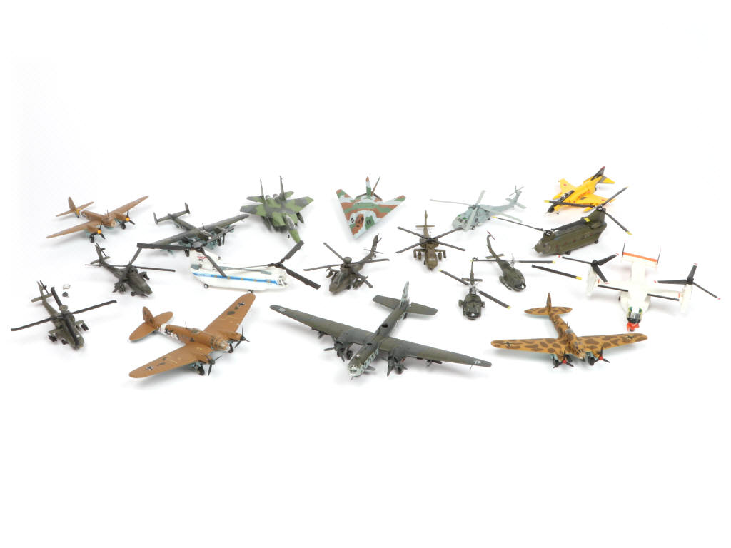 Lot 123 - DIVERS (18)