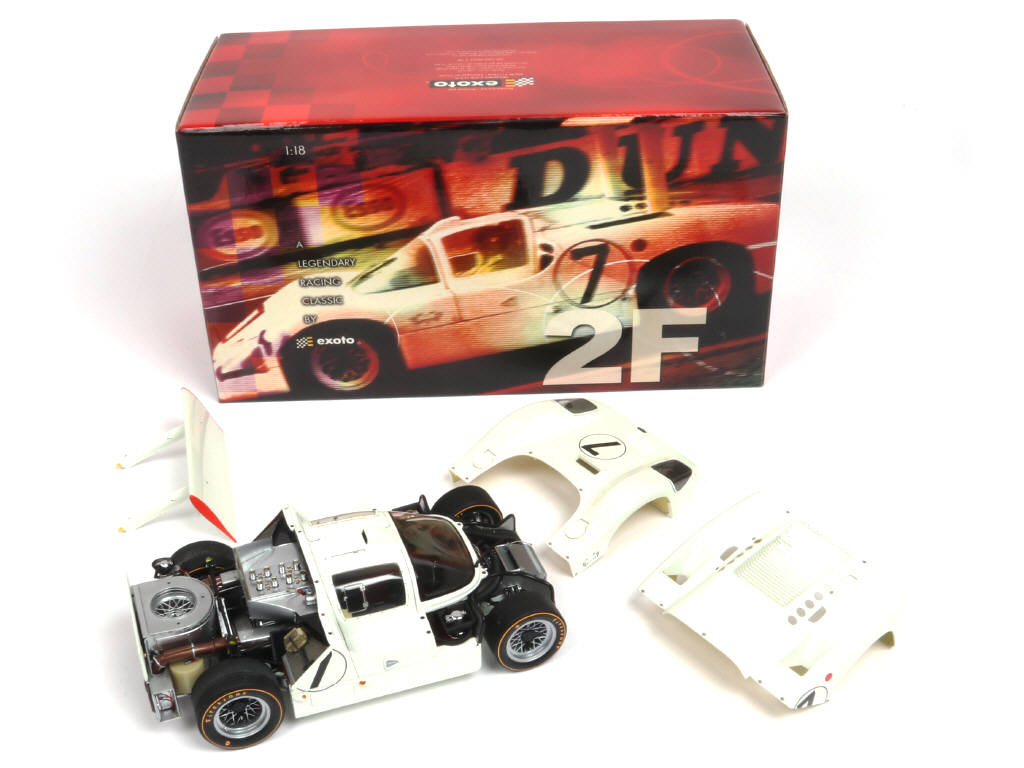 Lot 89 - EXOTO (USA) (1)
