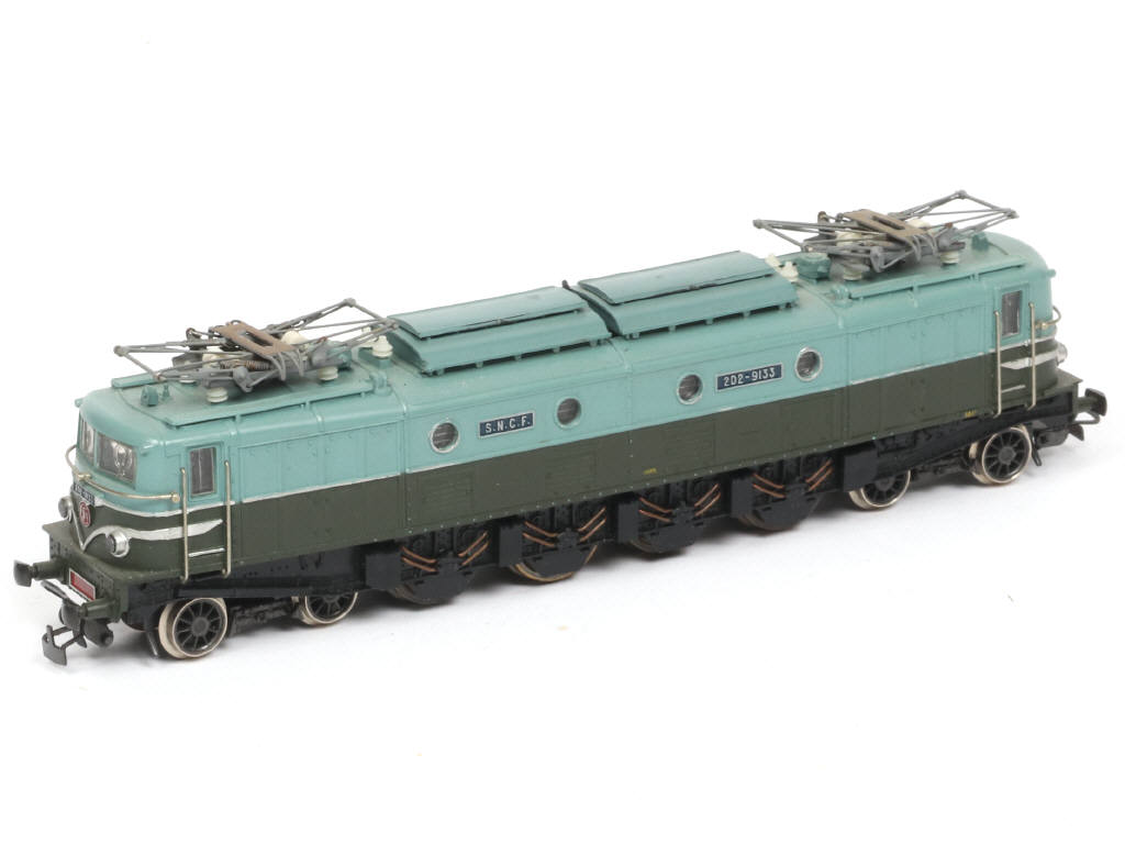 Lot 28 - R.M.A. 'HO' (FRANCE) (1)