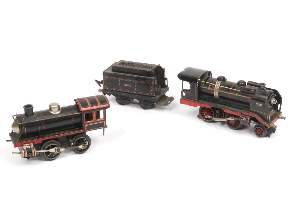 Lot 58 - DIVERS (O) (3)