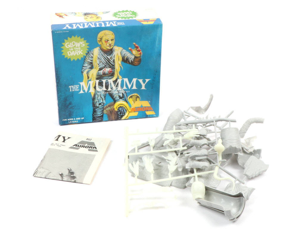 Lot 238 - AURORA PLASTICS (USA) (1)