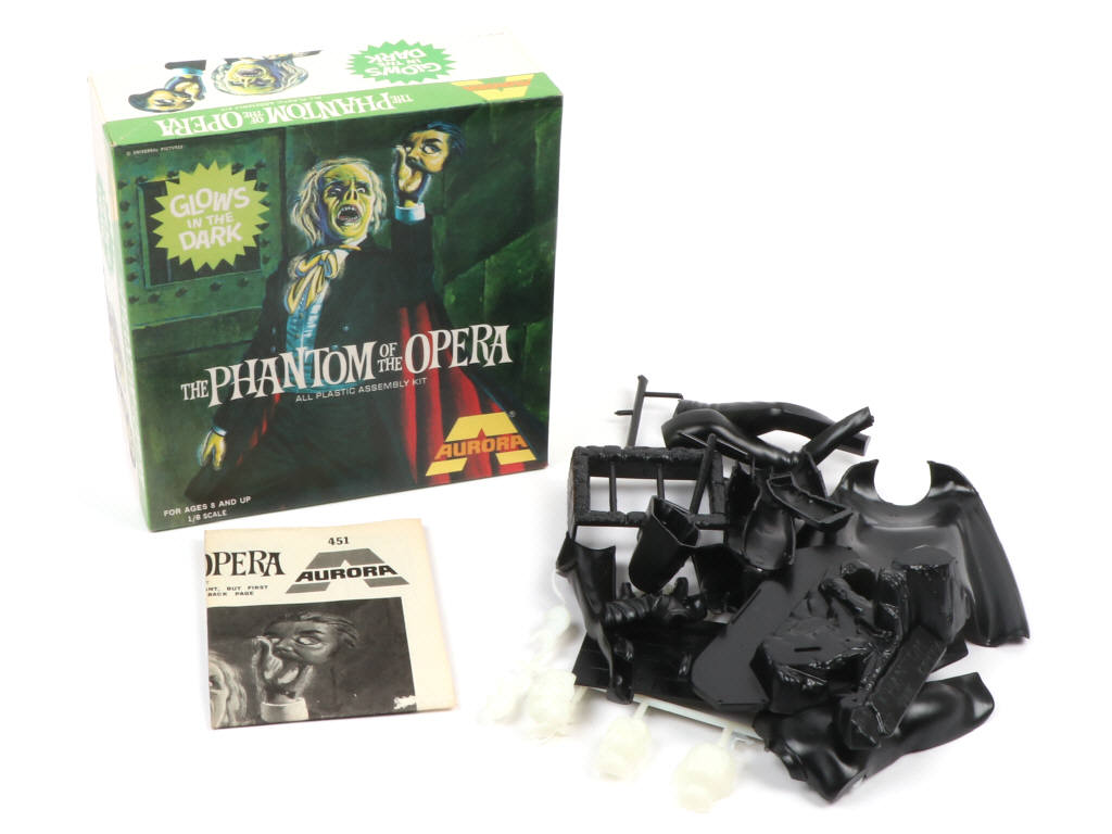 Lot 246 - AURORA PLASTICS (USA) (1)