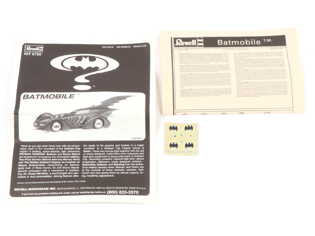 Lot 233 - REVELL (USA) (1)