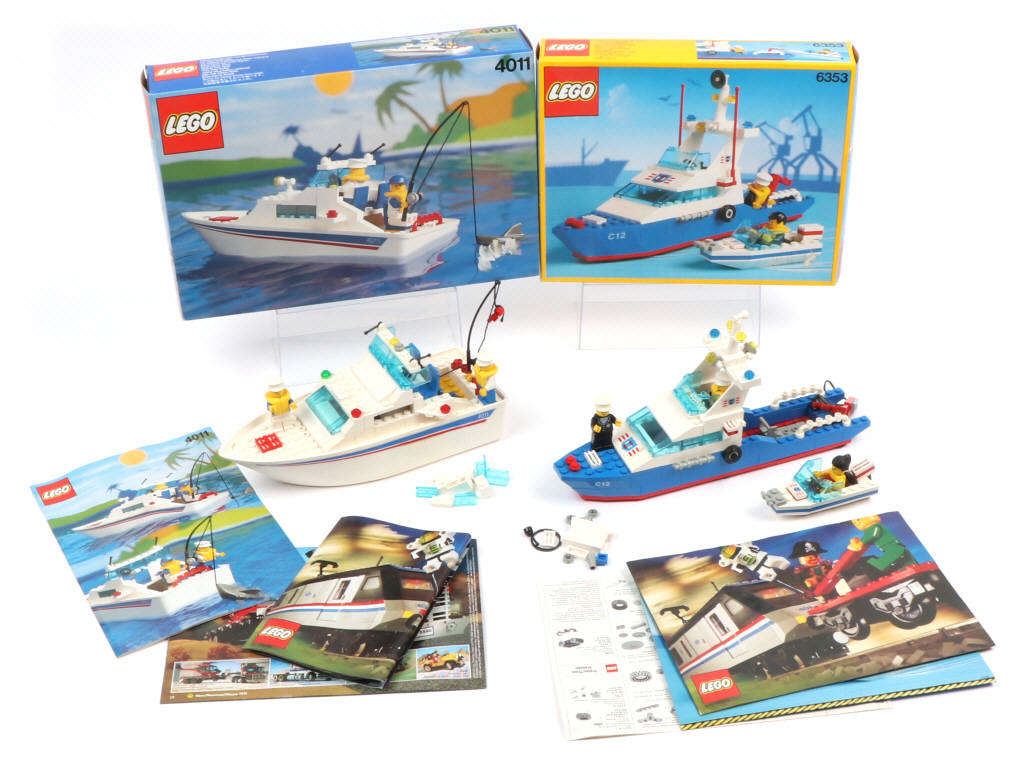 Lot 297 - LEGO (DANEMARK) (2)