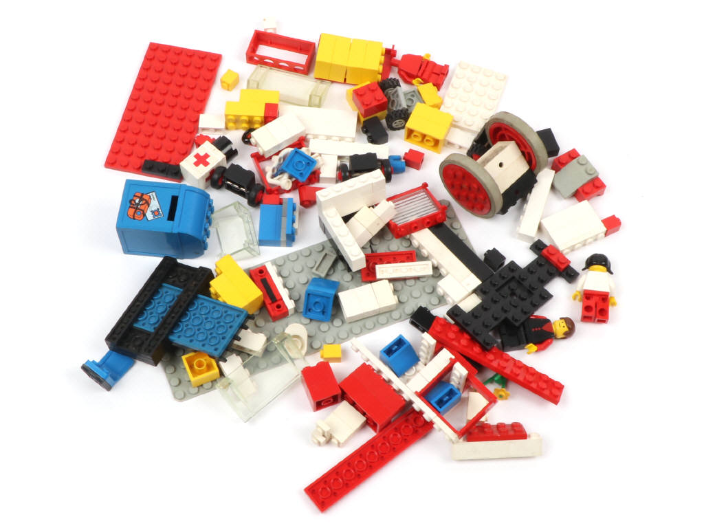 Lot 304 - LEGO (DANEMARK) (2)