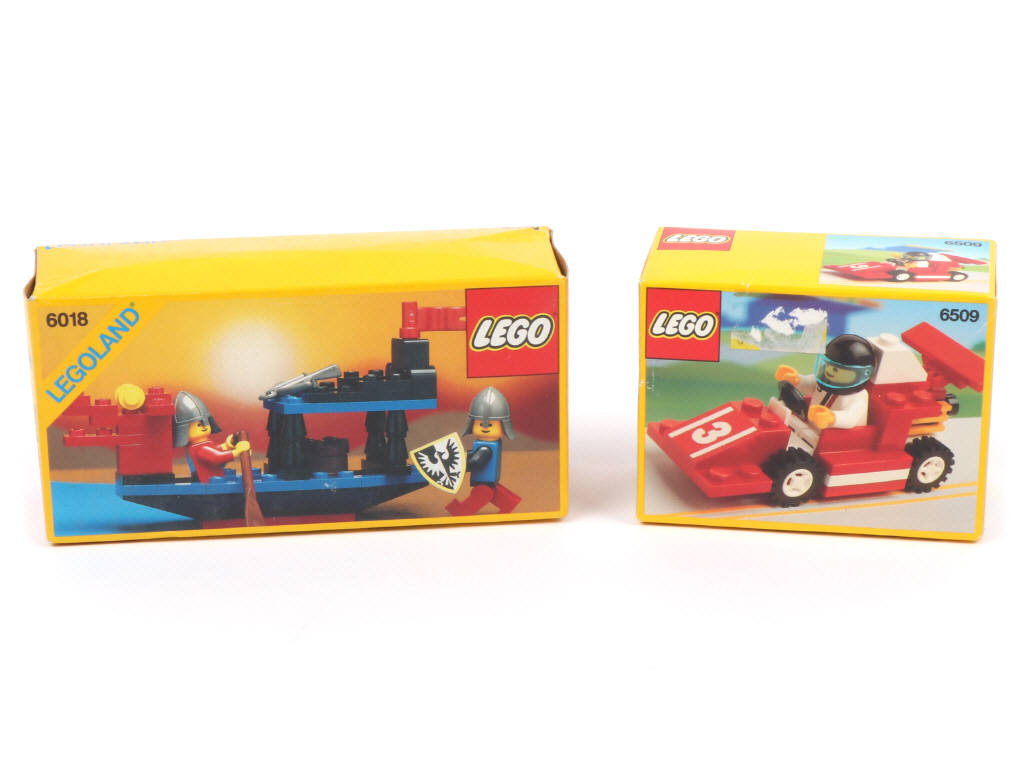 Lot 292 - LEGO (DANEMARK) (2)