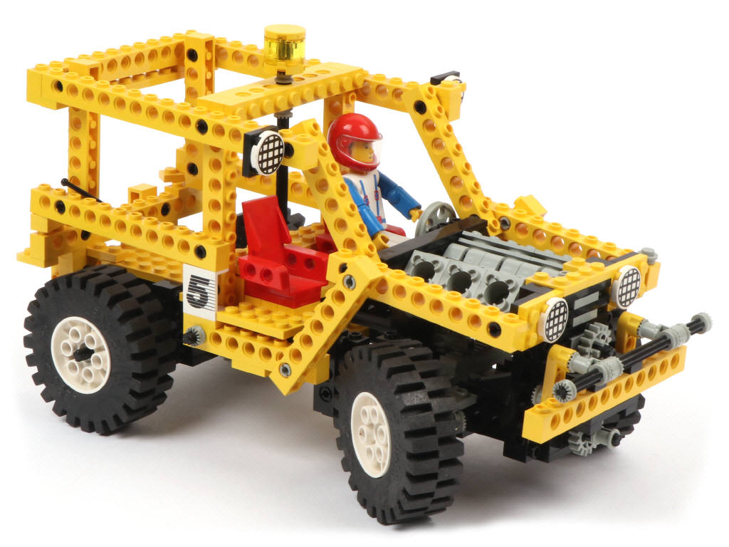 Lot 279 - LEGO (DANEMARK) (1)