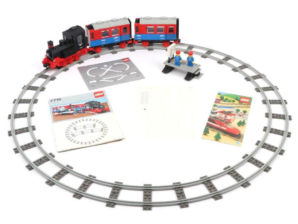 Lot 310 - LEGO (DANEMARK) (1)