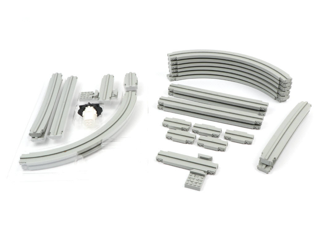 Lot 319 - LEGO (DANEMARK) (1)