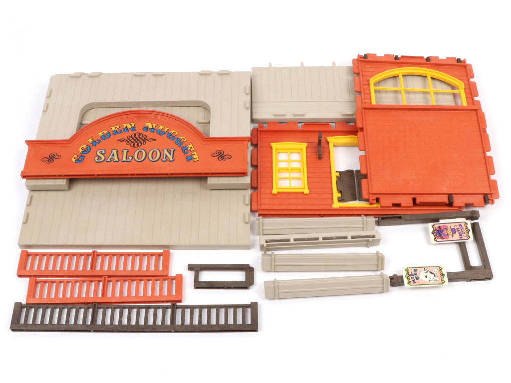 Lot 273 - PLAYMOBIL (ALLEMAGNE) (1)